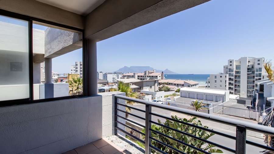 To Let 3 Bedroom Property for Rent in Beachfront Western Cape